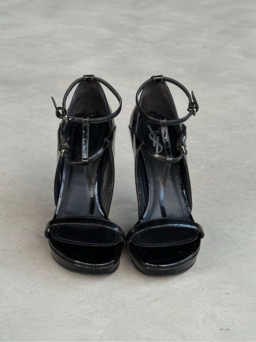 YSL Yves Saint Laurent Tom Ford Era Black Patent T Strap Platform Heels 38.5 - Picture 4 of 11